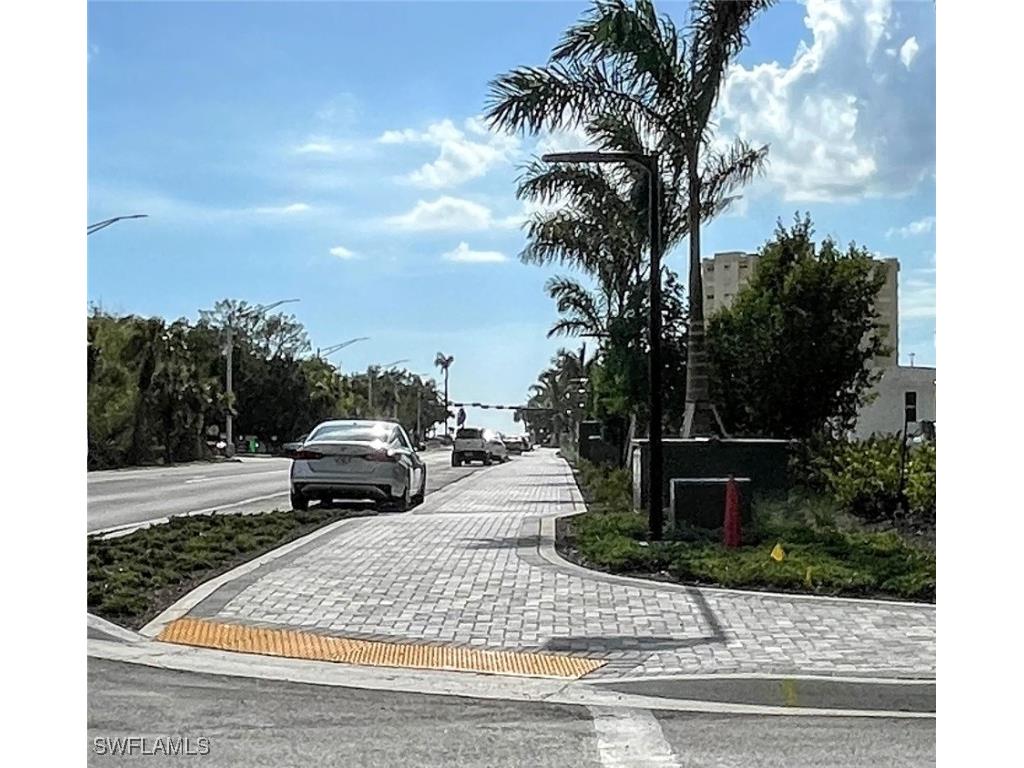 260 Southbay Drive #204 Naples FL 34108 225060401 image28