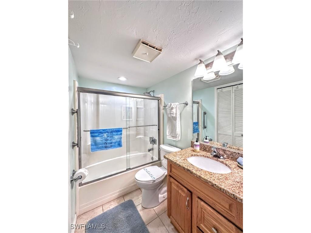 260 Southbay Drive #204 Naples FL 34108 225060401 image4
