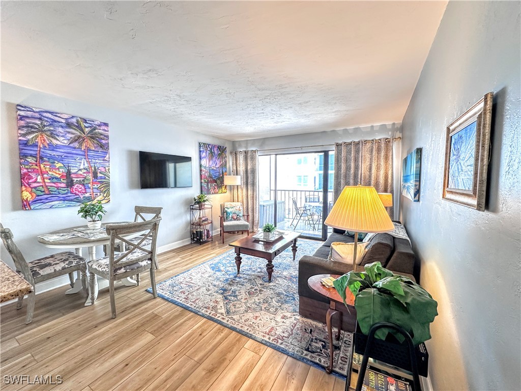 260 Southbay Drive #204 Naples FL 34108 225060401 image6