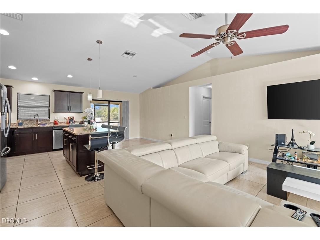 2600 44th Street SW Lehigh Acres FL 33976 2026004207 image7