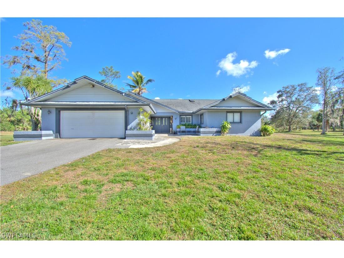 2600 Garland Road Naples FL 34117 223006943 image1