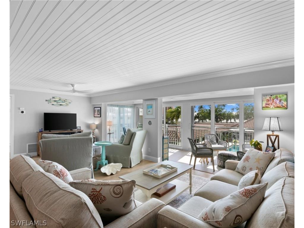 2600 Gulf Shore Boulevard N #24 Naples FL 34103 224035568 image1