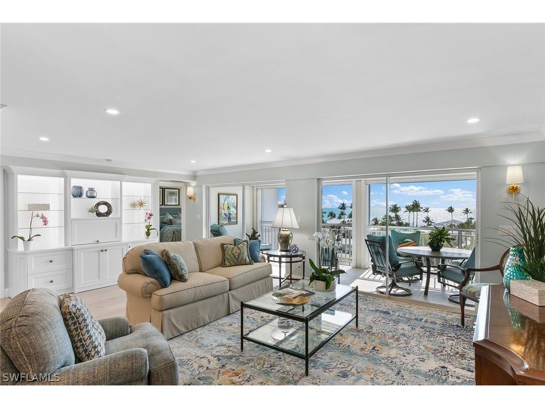 2600 Gulf Shore Boulevard N #66 Naples FL 34103 224024427 image1