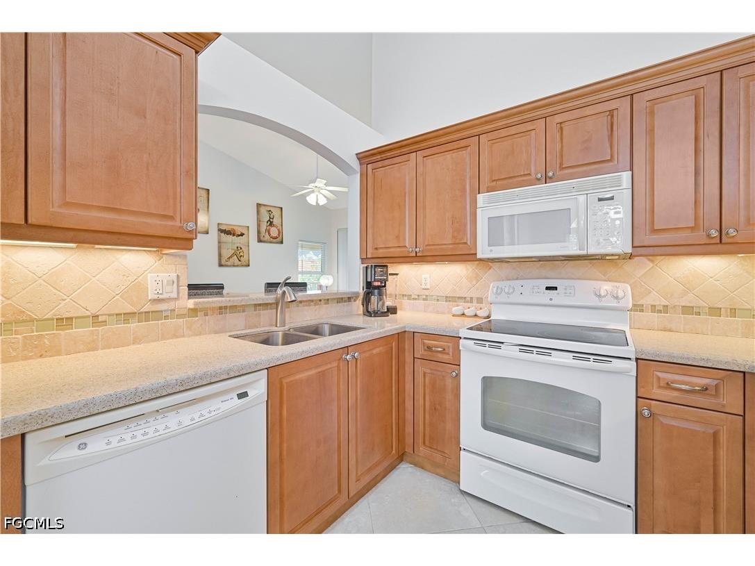 2600 Marshcreek Lane #201 Naples FL 34119 2026021004 image15
