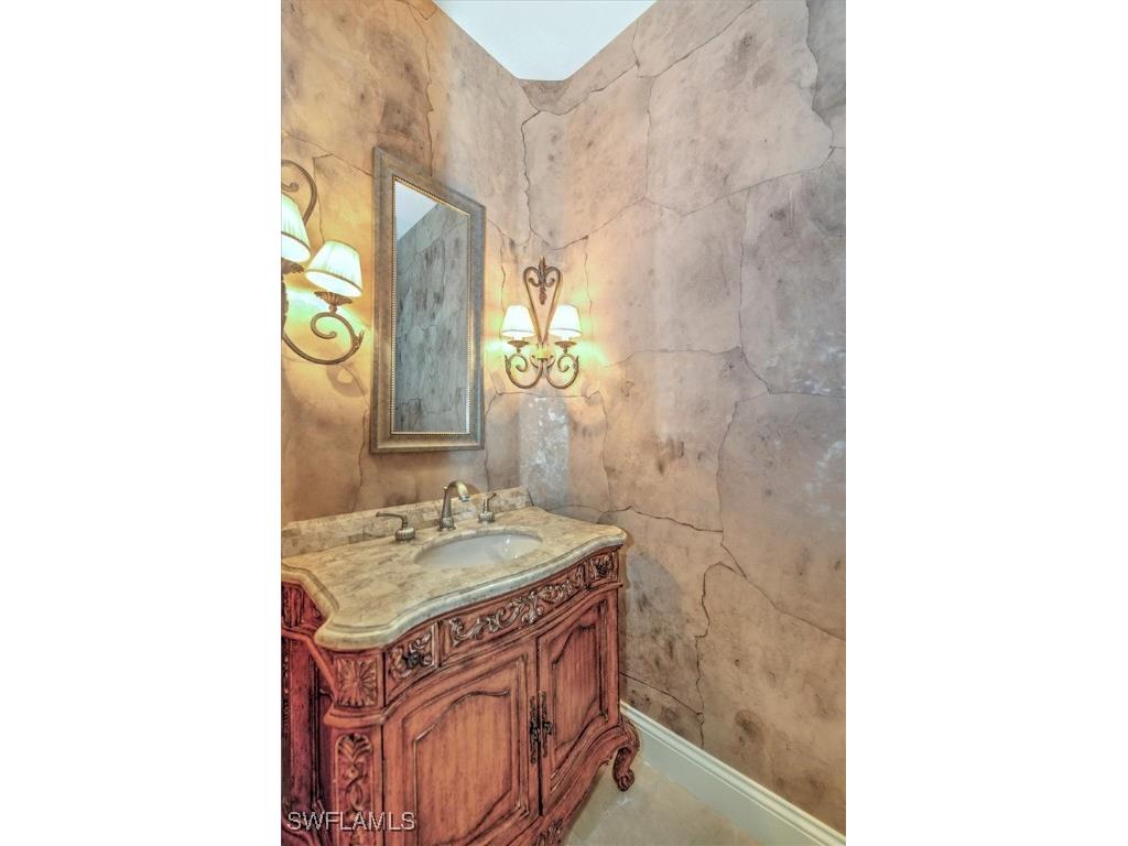 2600 Mcgregor Boulevard Fort Myers FL 33901 225002851 image23