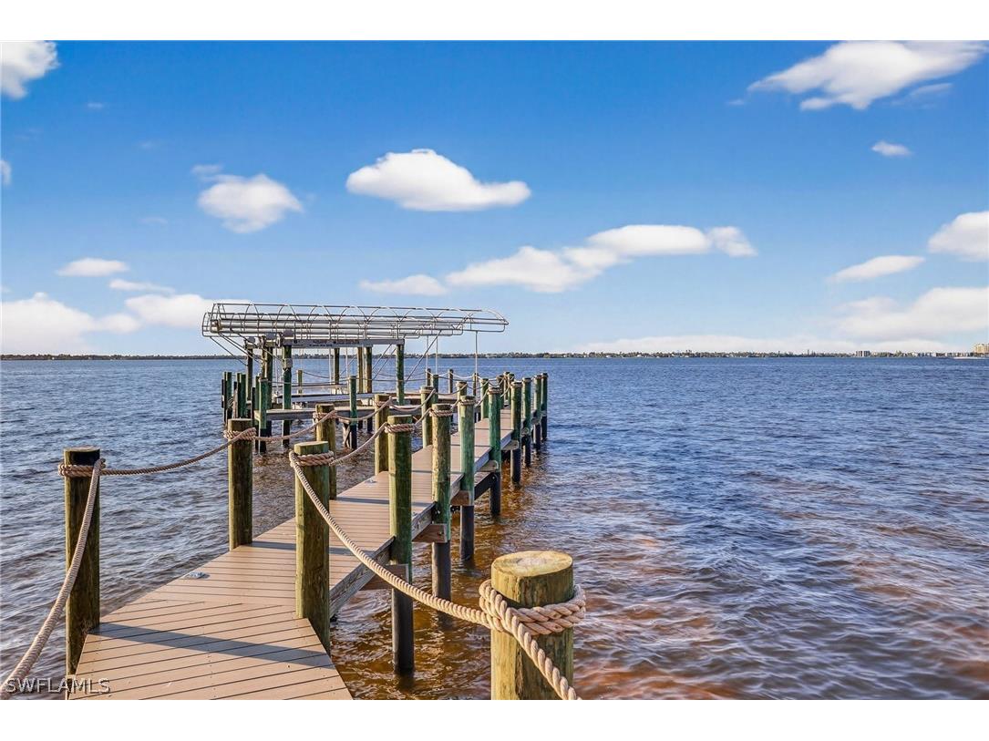 2600 Mcgregor Boulevard Fort Myers FL 33901 226005199 image24