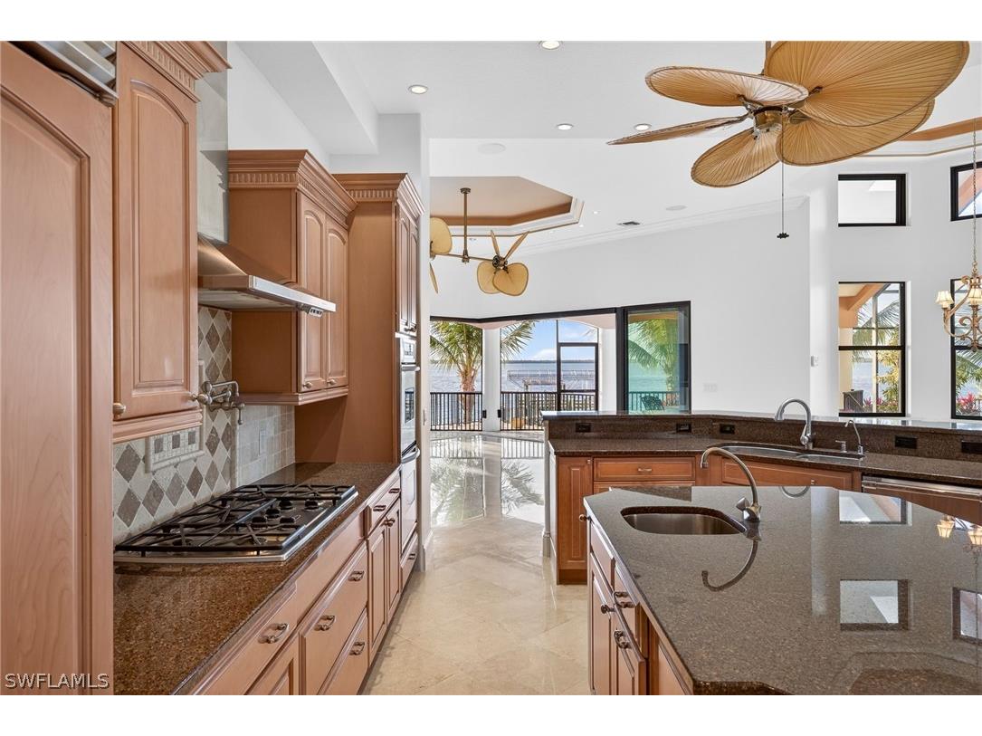 2600 Mcgregor Boulevard Fort Myers FL 33901 226005199 image6