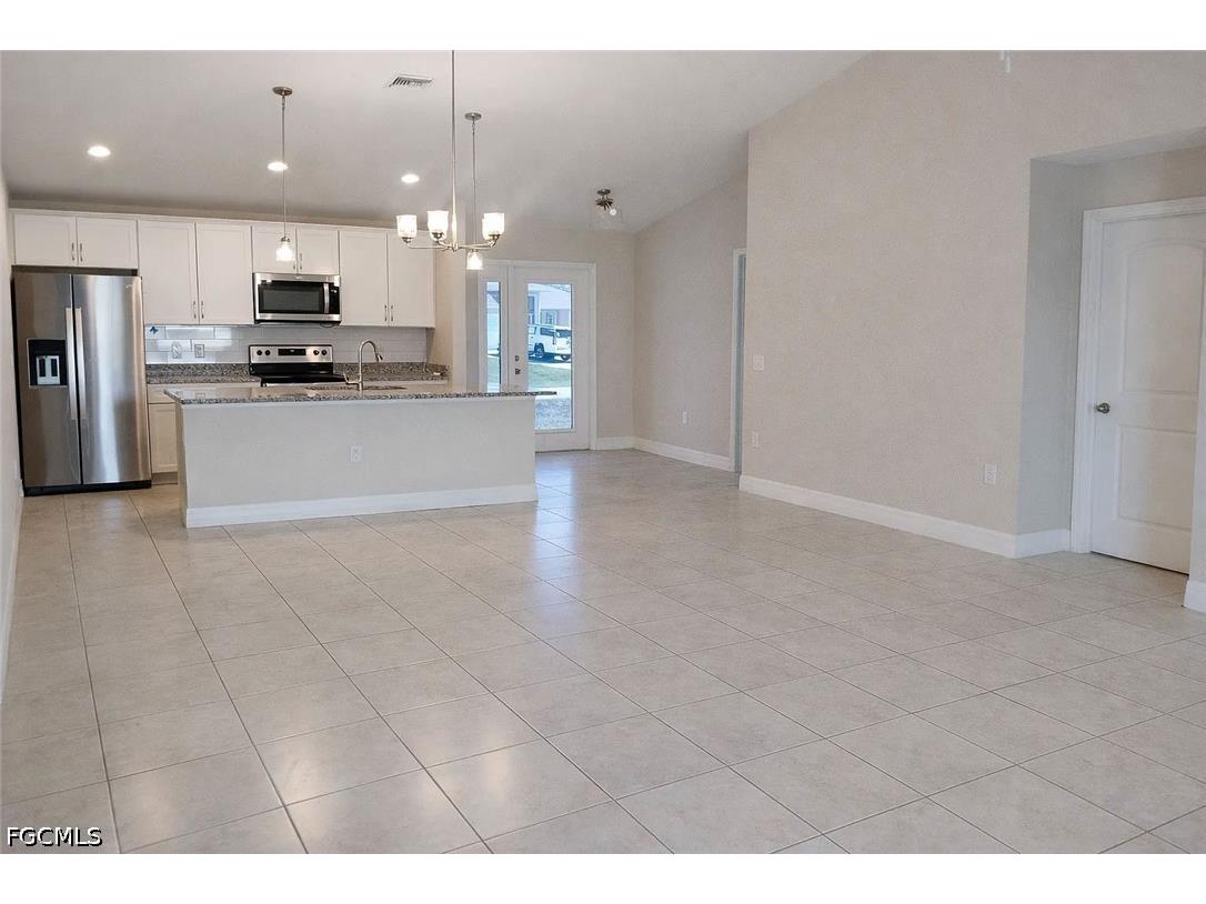 2600 NW 4th Avenue Cape Coral FL 33993 2026018985 image11