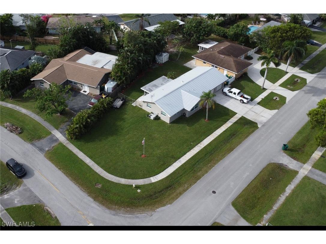 2600 Poinciana Street Naples FL 34105 224092714 image1