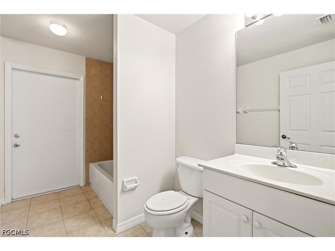 2600 SW 1st Street Cape Coral FL 33991 2026027259 image18