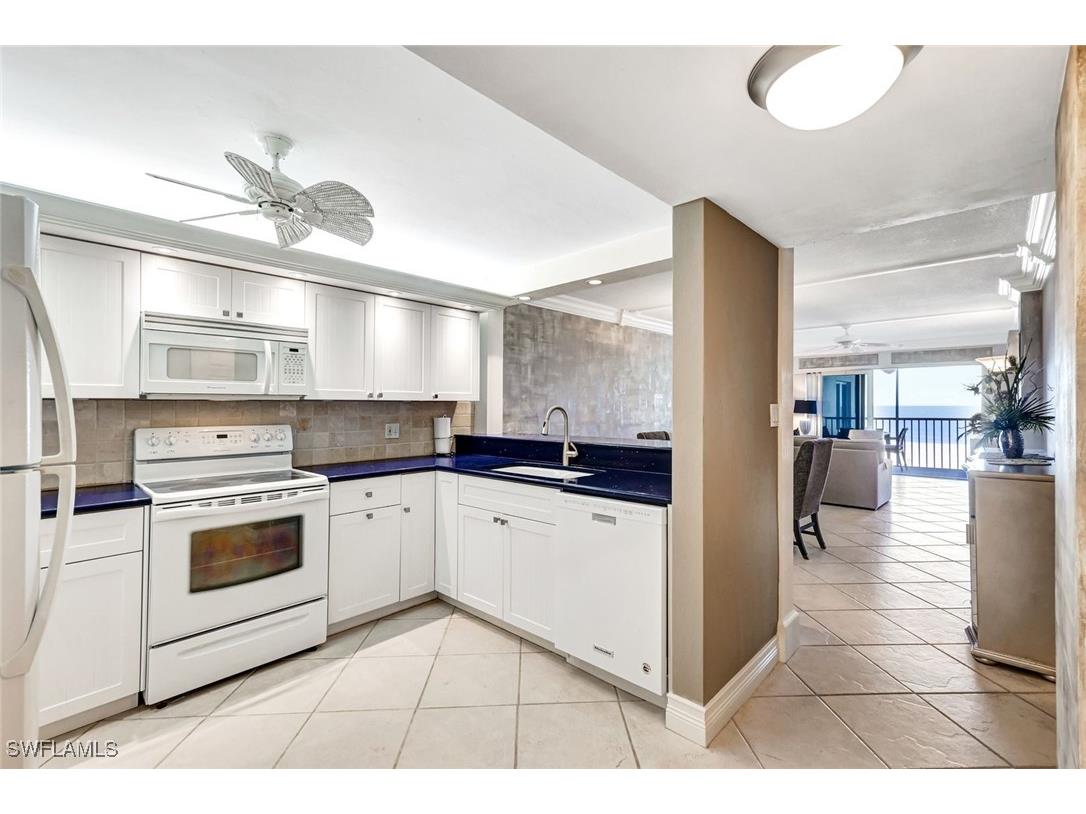 26000 Hickory Boulevard #203 Bonita Springs FL 34134 226003422 image6
