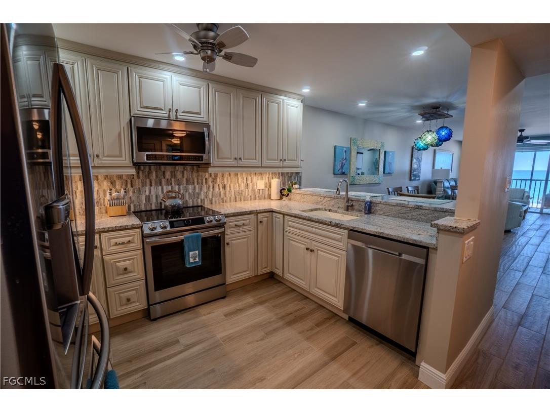 26000 Hickory Boulevard #303 Bonita Springs FL 34134 2026011710 image4