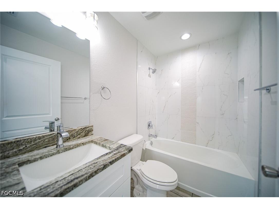 2601 43rd Street SW Lehigh Acres FL 33976 2026015831 image22