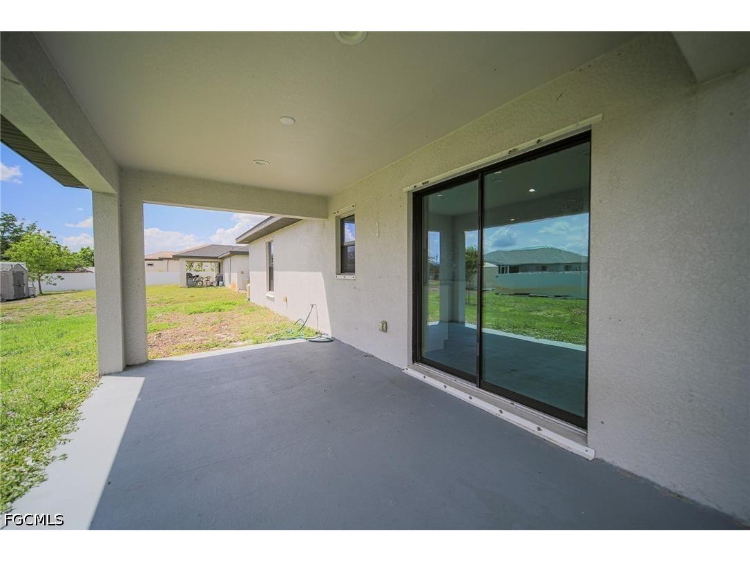 2601 43rd Street SW Lehigh Acres FL 33976 2026015831 image25