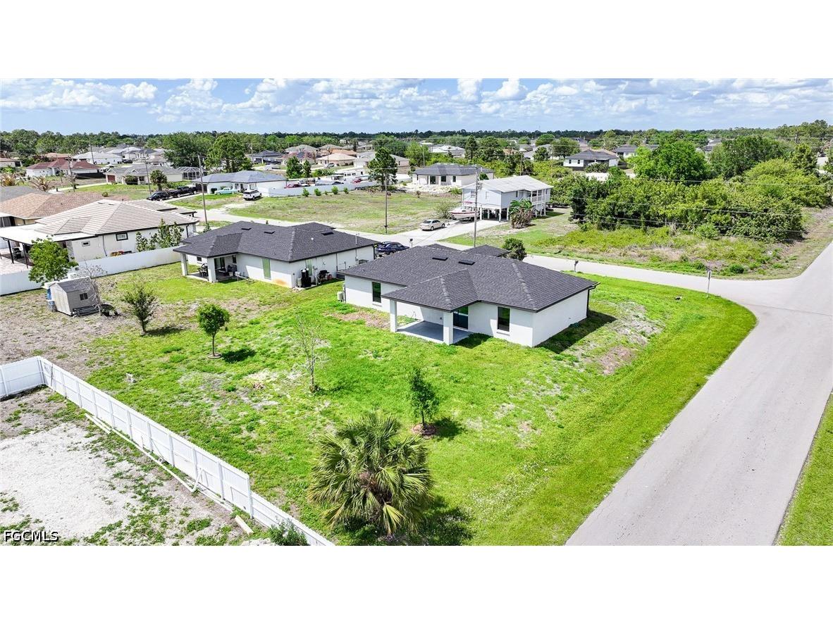 2601 43rd Street SW Lehigh Acres FL 33976 2026015831 image5