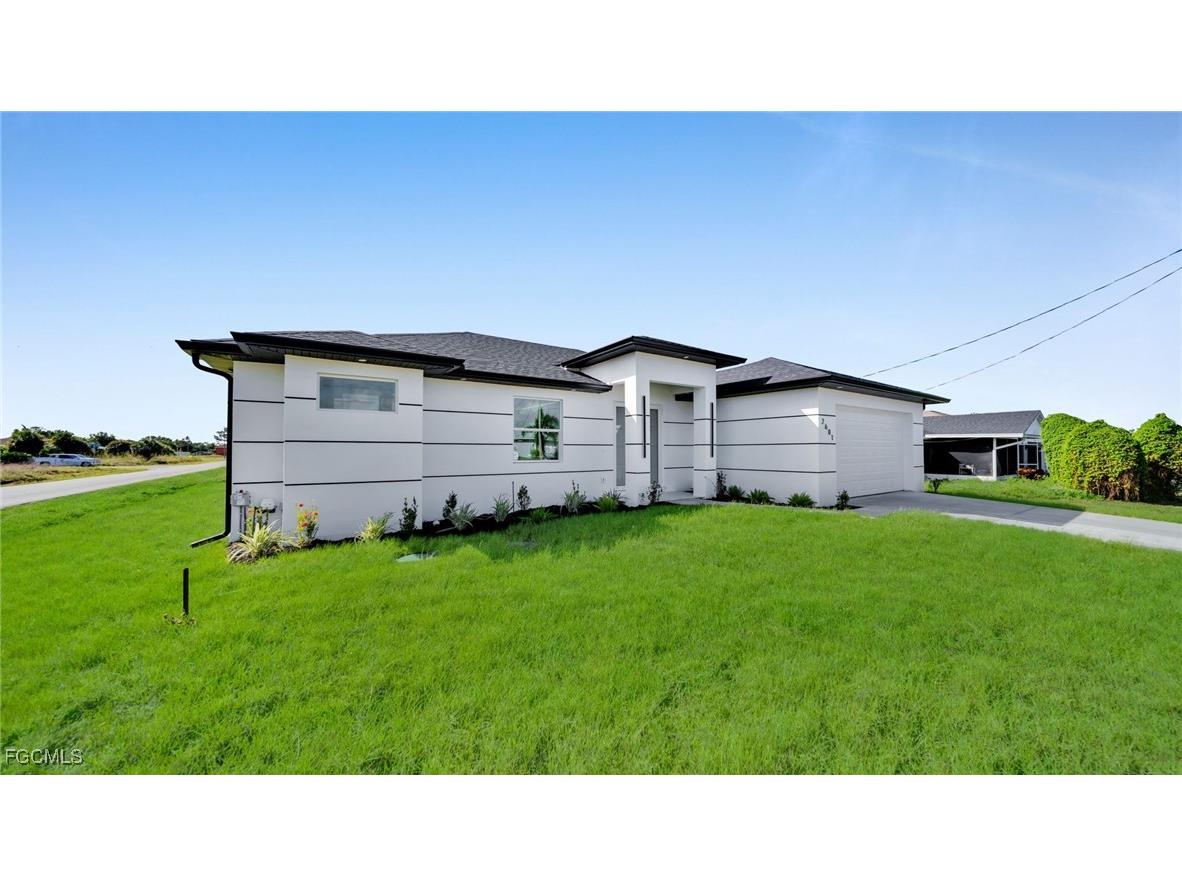 2601 44th Street SW Lehigh Acres FL 33976 2025017604 image28