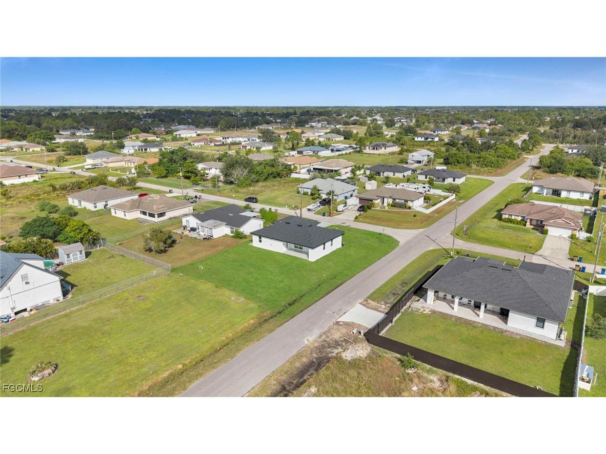 2601 44th Street SW Lehigh Acres FL 33976 2025017604 image33