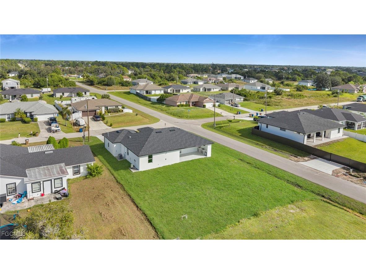 2601 44th Street SW Lehigh Acres FL 33976 2025017604 image34