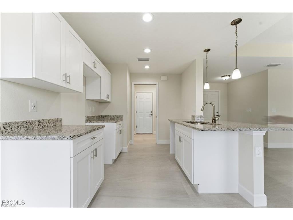 2601 48th Street W Lehigh Acres FL 33971 2025020283 image6