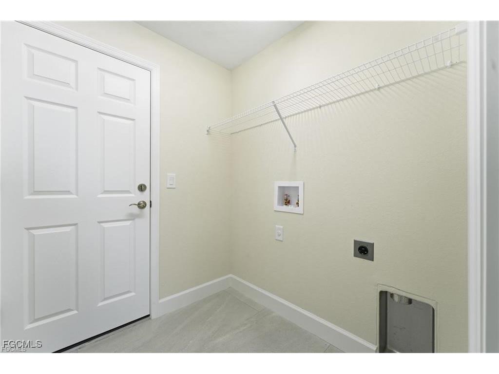 2601 48th Street W Lehigh Acres FL 33971 2025020283 image7