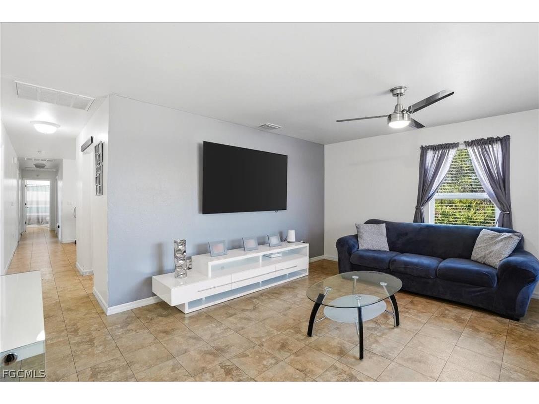 2601 67th Street W Lehigh Acres FL 33971 2026013766 image2