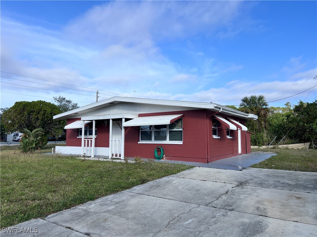 2601 Elmwood Street Fort Myers FL 33901 224100629 image1