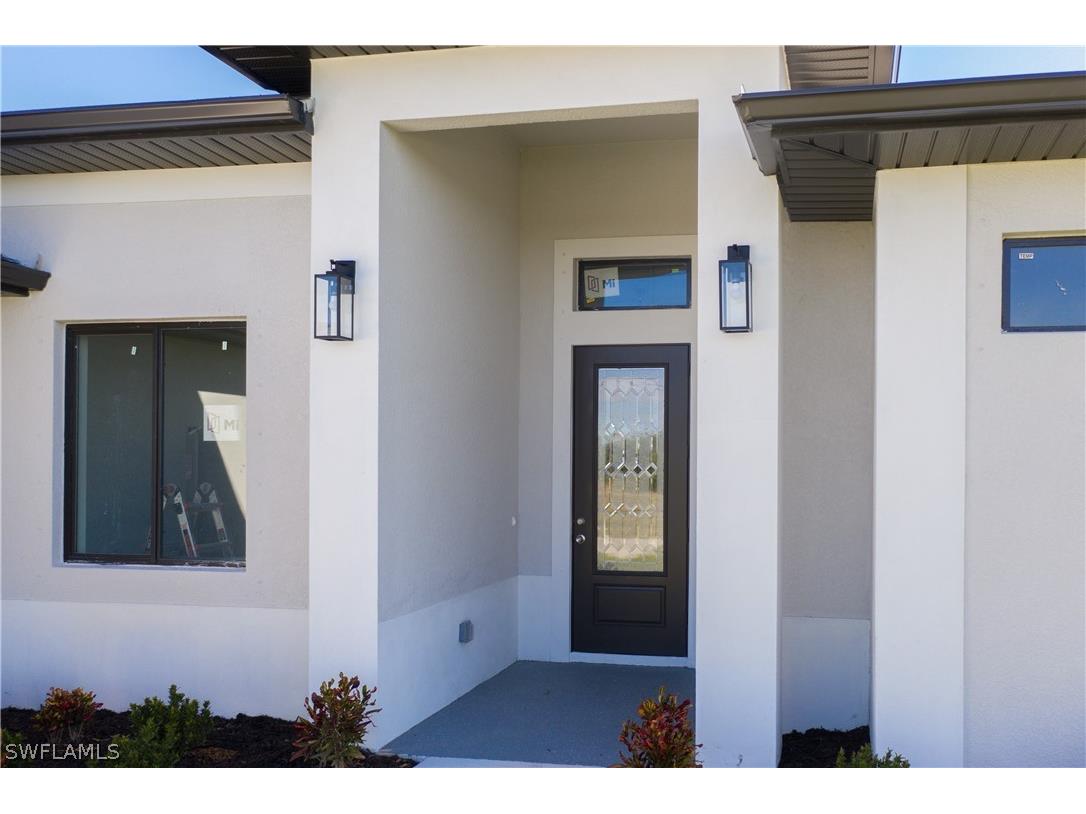 2601 NE 6th Avenue Cape Coral FL 33909 222081331 image1