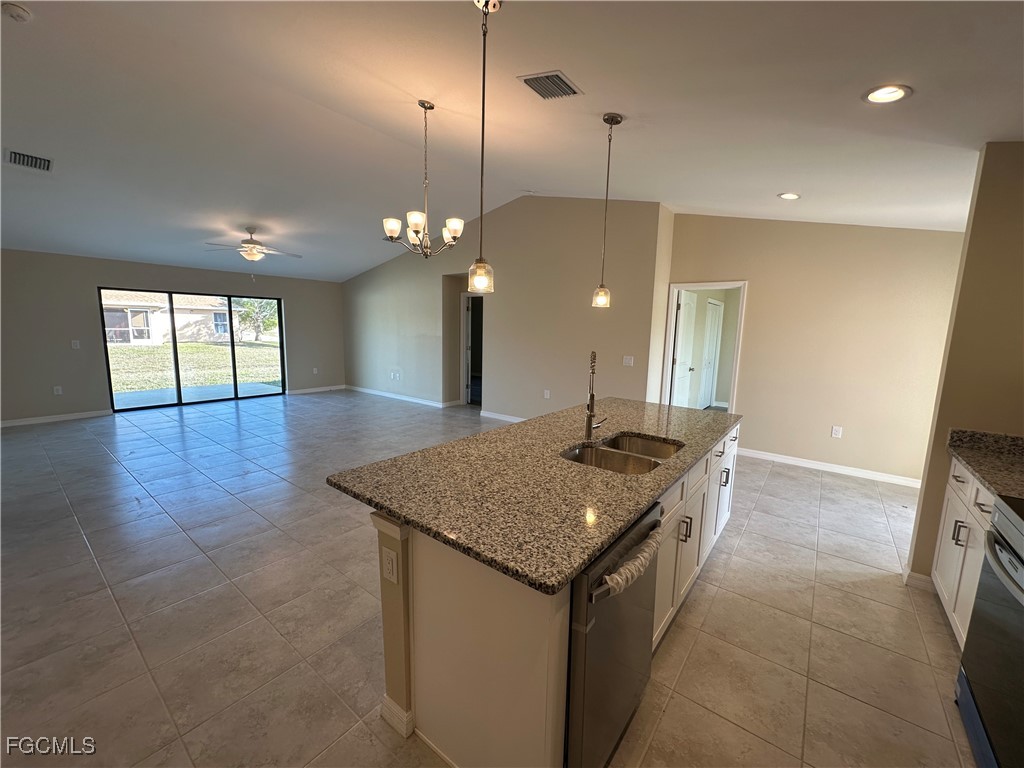 2601 NW 26th Terrace Cape Coral FL 33993 2025016865 image9