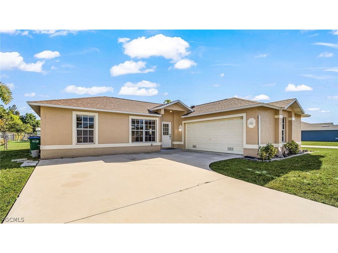 2601 SE 4th Avenue Cape Coral FL 33904 2026008159 image1