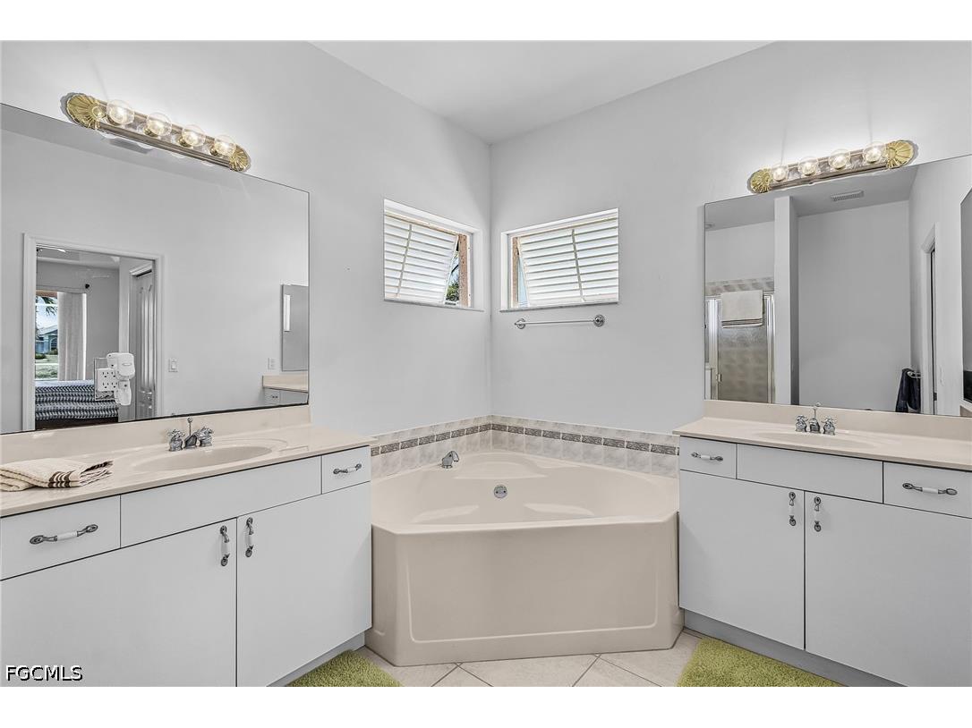 2601 SW 25th Terrace Cape Coral FL 33914 2026016856 image18