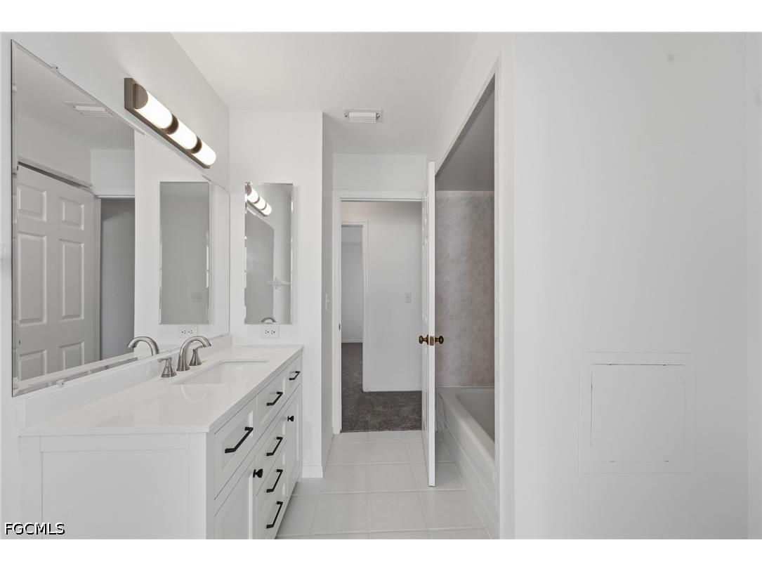 2601 SW 37th Terrace Cape Coral FL 33914 2026018734 image25