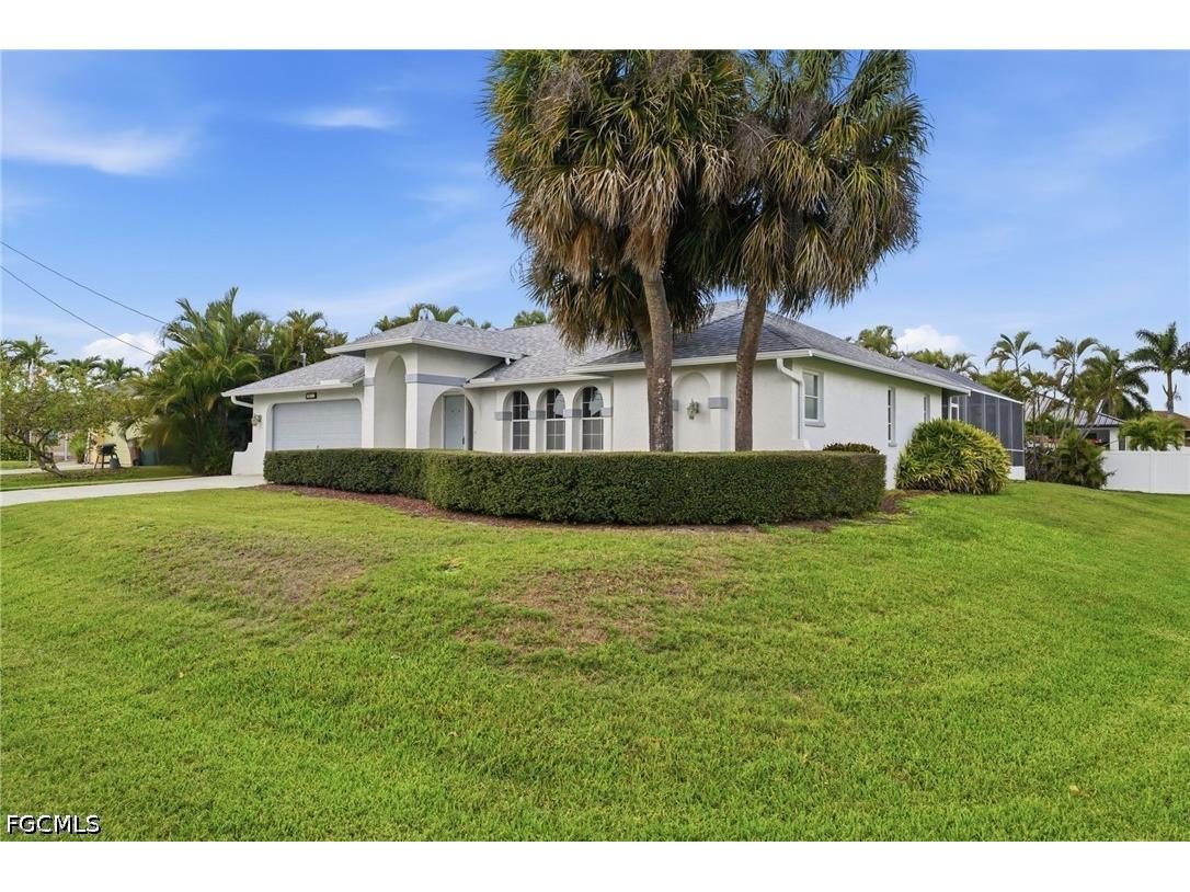 2601 SW 37th Terrace Cape Coral FL 33914 2026018734 image3