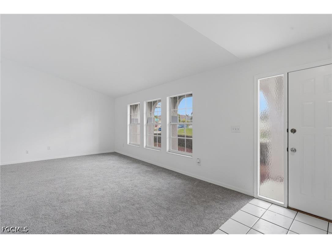 2601 SW 37th Terrace Cape Coral FL 33914 2026018734 image4