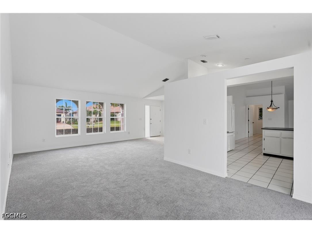 2601 SW 37th Terrace Cape Coral FL 33914 2026018734 image8