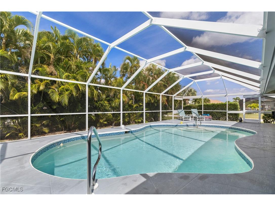 2601 SW 38th Terrace Cape Coral FL 33914 2025022733 image2