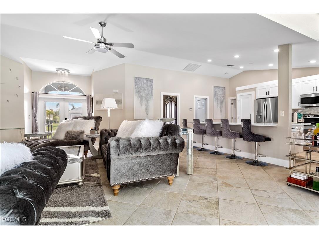 2601 SW 38th Terrace Cape Coral FL 33914 2025022733 image7