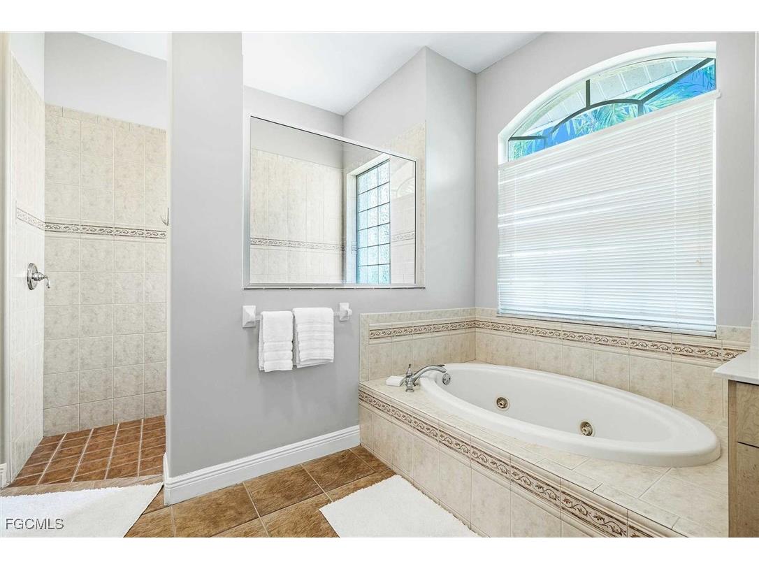 2601 SW 39th Terrace Cape Coral FL 33914 2025010114 image12