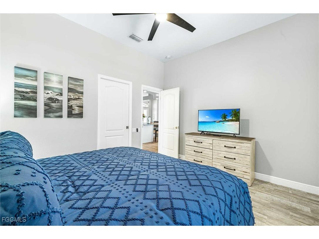 2601 SW 39th Terrace Cape Coral FL 33914 2025010114 image15