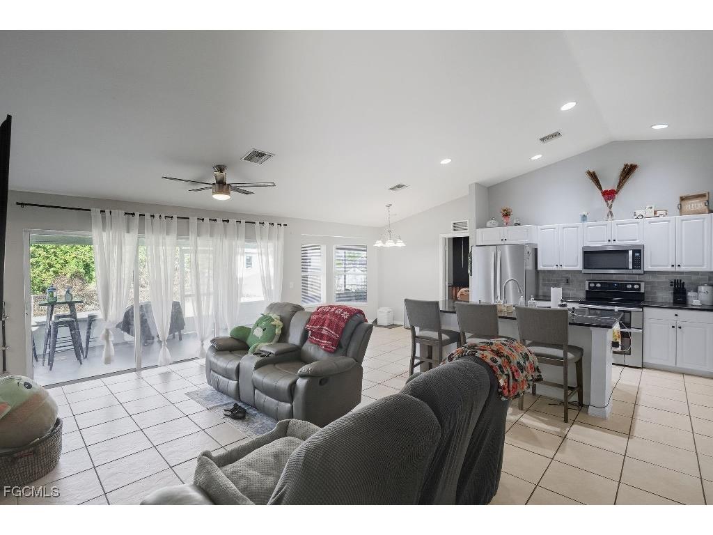 2602 15th Street SW Lehigh Acres FL 33976 2025022835 image3