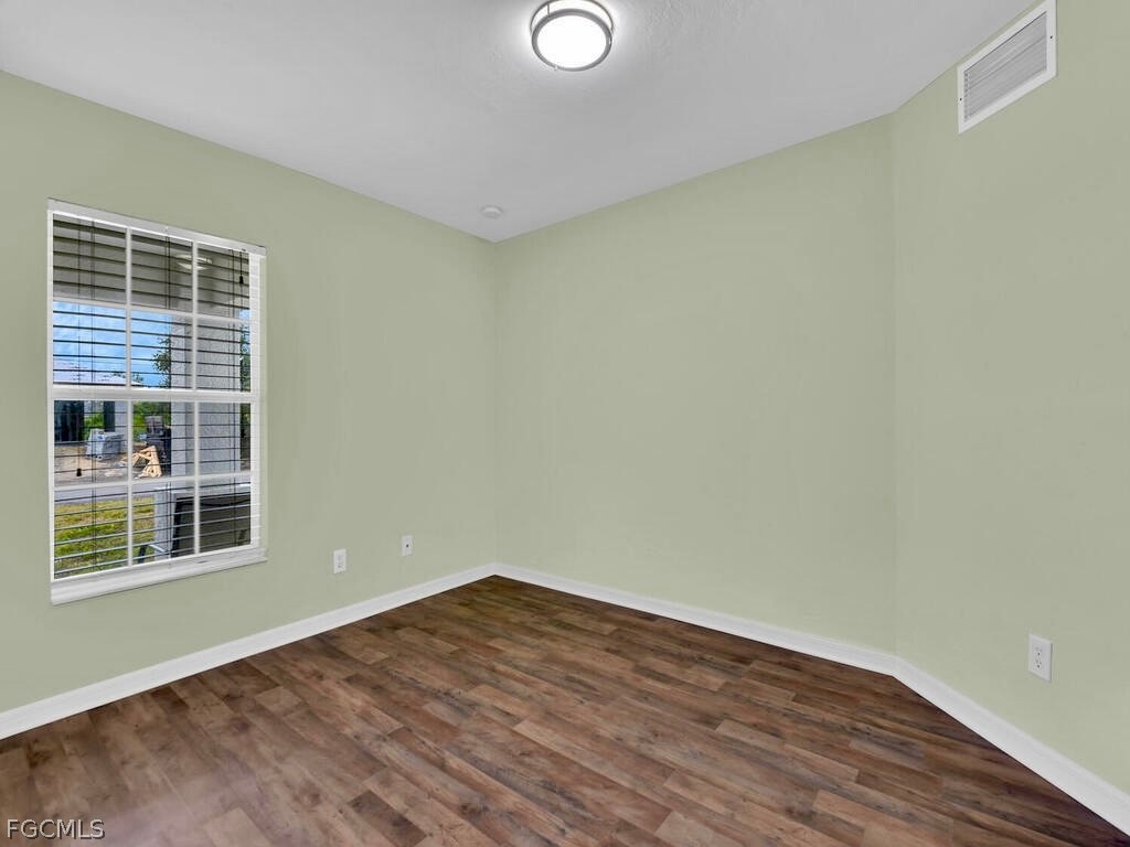 2602 15th Street SW Lehigh Acres FL 33976 2026010030 image3