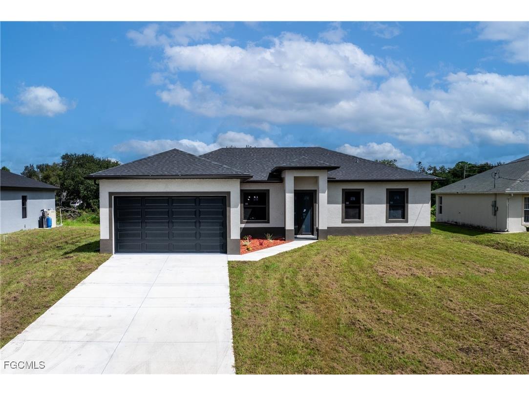 2602 73rd Street W Lehigh Acres FL 33971 2026004673 image1