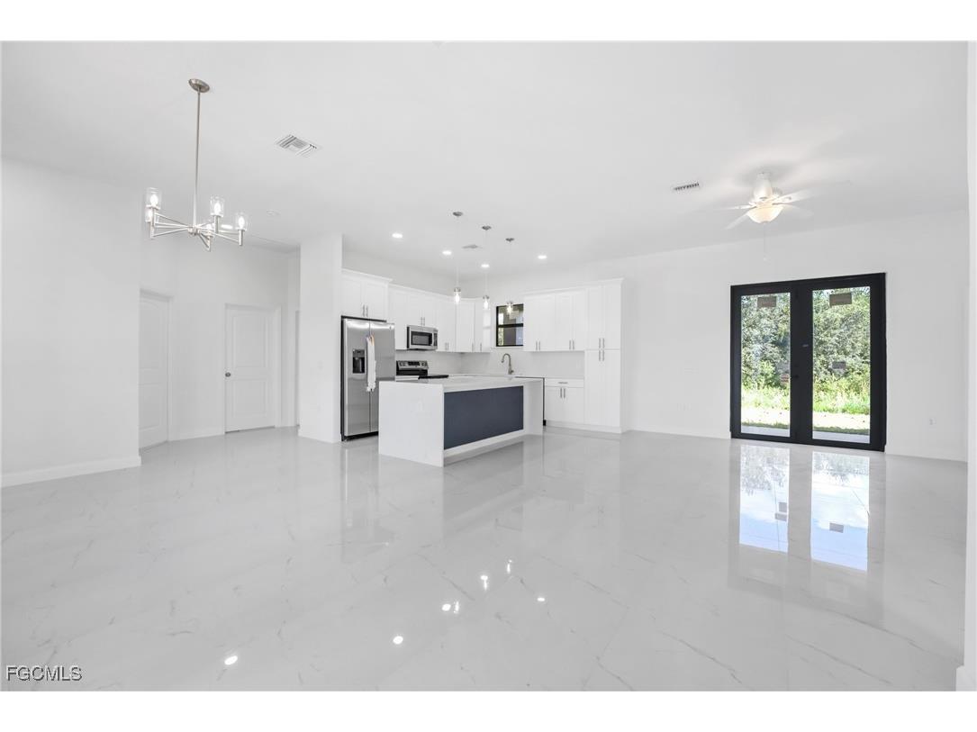 2602 73rd Street W Lehigh Acres FL 33971 2026004673 image4