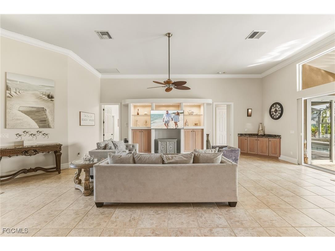 2602 Cape Coral Parkway W Cape Coral FL 33914 2025023555 image14