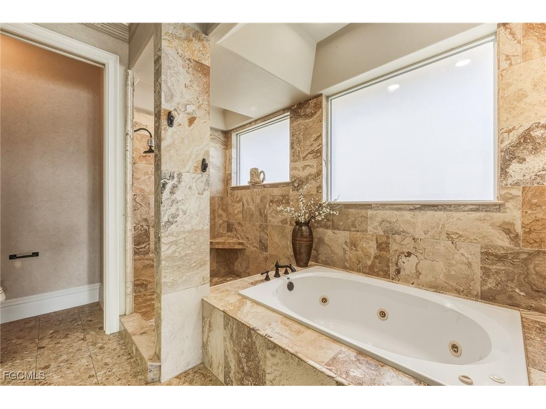 2602 Cape Coral Parkway W Cape Coral FL 33914 2025023555 image22