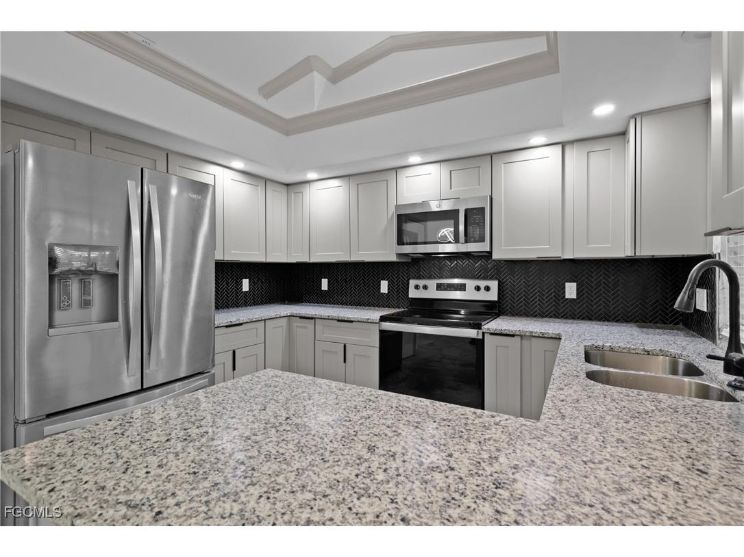 2602 Elva Place Lehigh Acres FL 33971 2025009185 image9