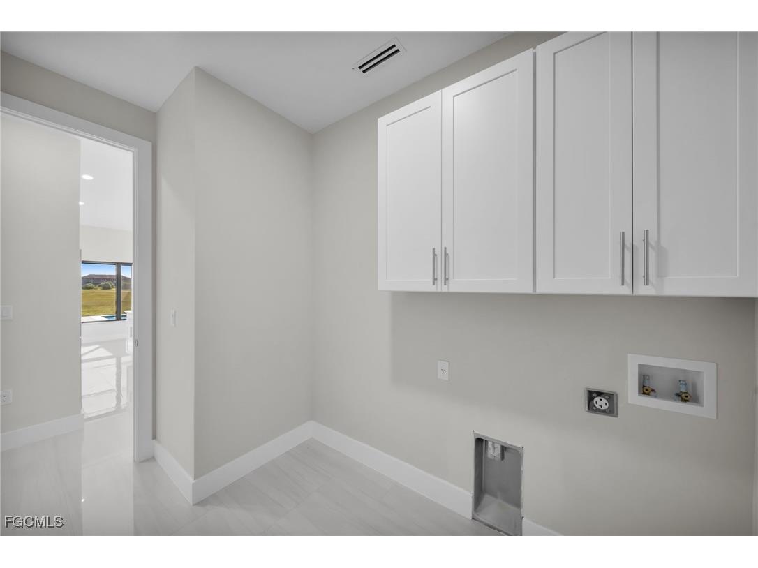 2602 NE 1st Place Cape Coral FL 33909 2025017344 image12