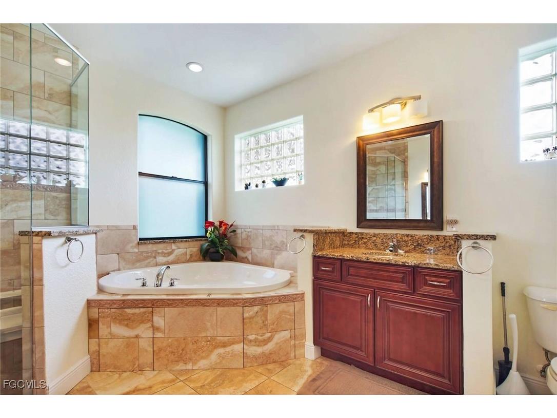 2602 NW 10th Street Cape Coral FL 33993 2025014758 image18