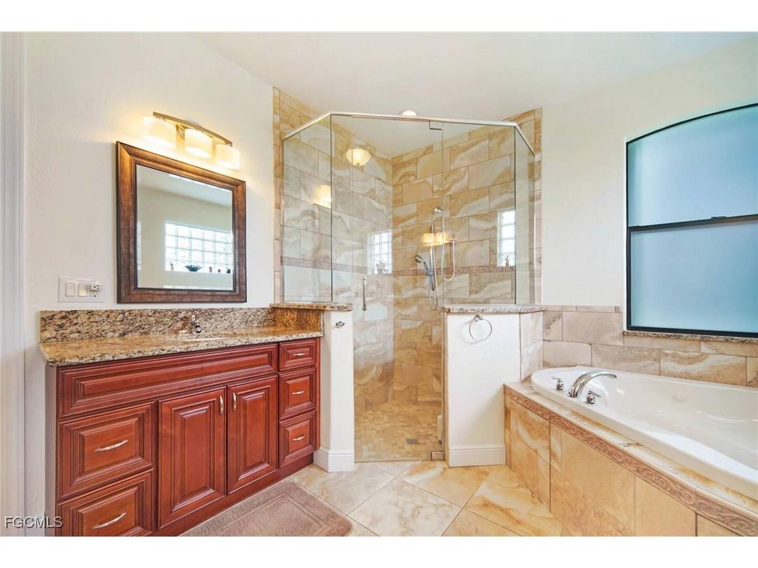 2602 NW 10th Street Cape Coral FL 33993 2025014758 image19