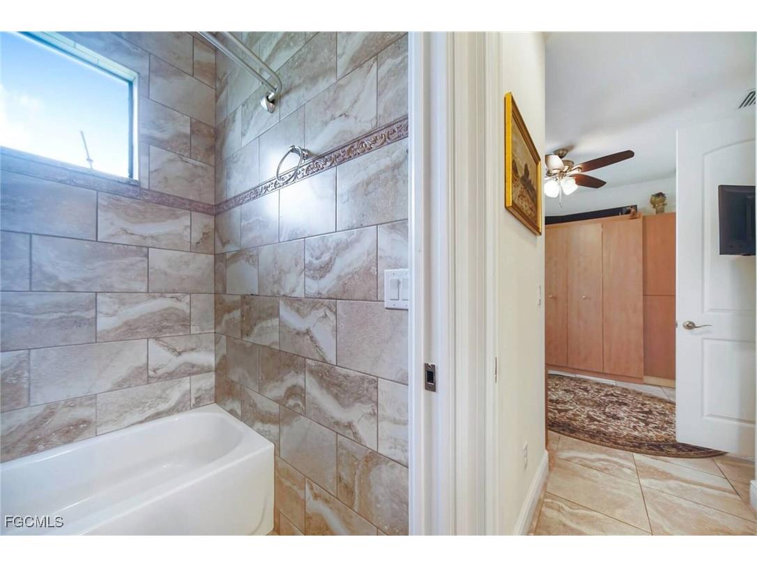 2602 NW 10th Street Cape Coral FL 33993 2025014758 image21