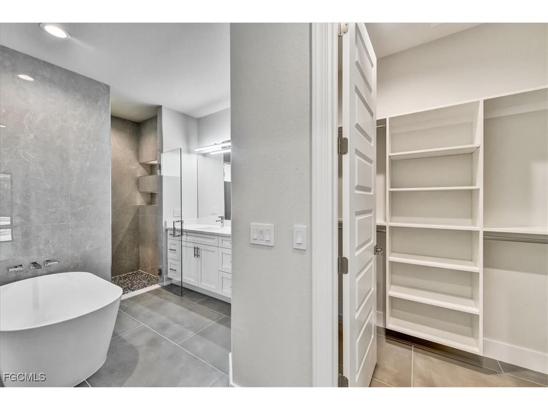 2602 SW 27 Street Cape Coral FL 33914 2025023039 image25